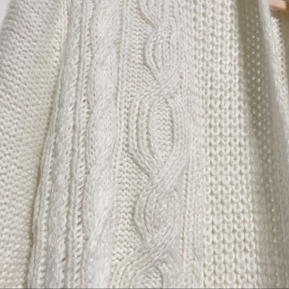 Cable Knit Cardigan - Picture 2 of 7